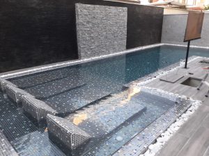 טכנאי בריכות שחיה